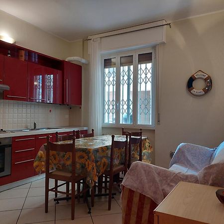 50 Metri Dal Mare - Free Parking E A/C Apartment ปิเอตราลิกูเร ภายนอก รูปภาพ