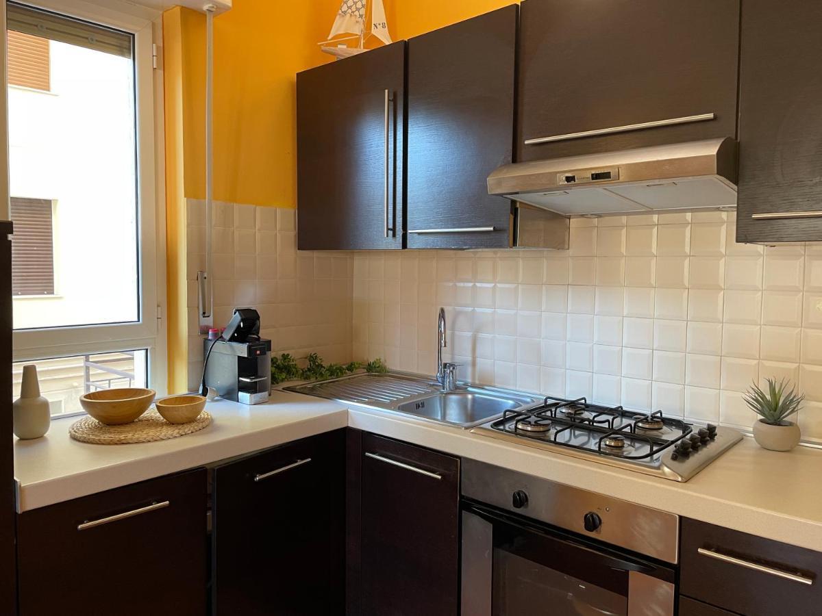 50 Metri Dal Mare - Free Parking E A/C Apartment ปิเอตราลิกูเร ภายนอก รูปภาพ