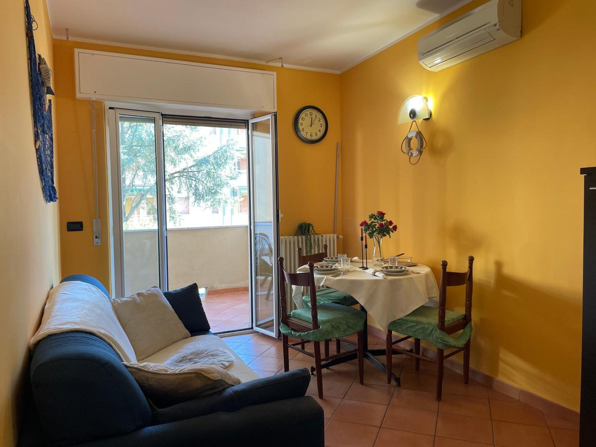 50 Metri Dal Mare - Free Parking E A/C Apartment ปิเอตราลิกูเร ห้อง รูปภาพ