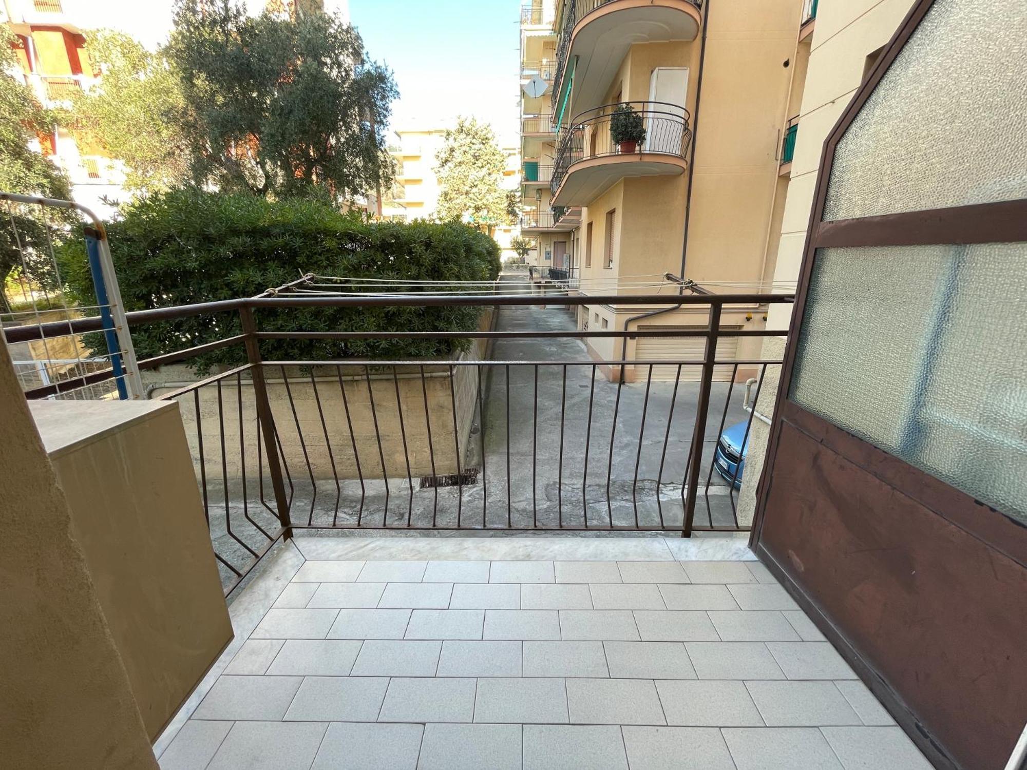 50 Metri Dal Mare - Free Parking E A/C Apartment ปิเอตราลิกูเร ภายนอก รูปภาพ