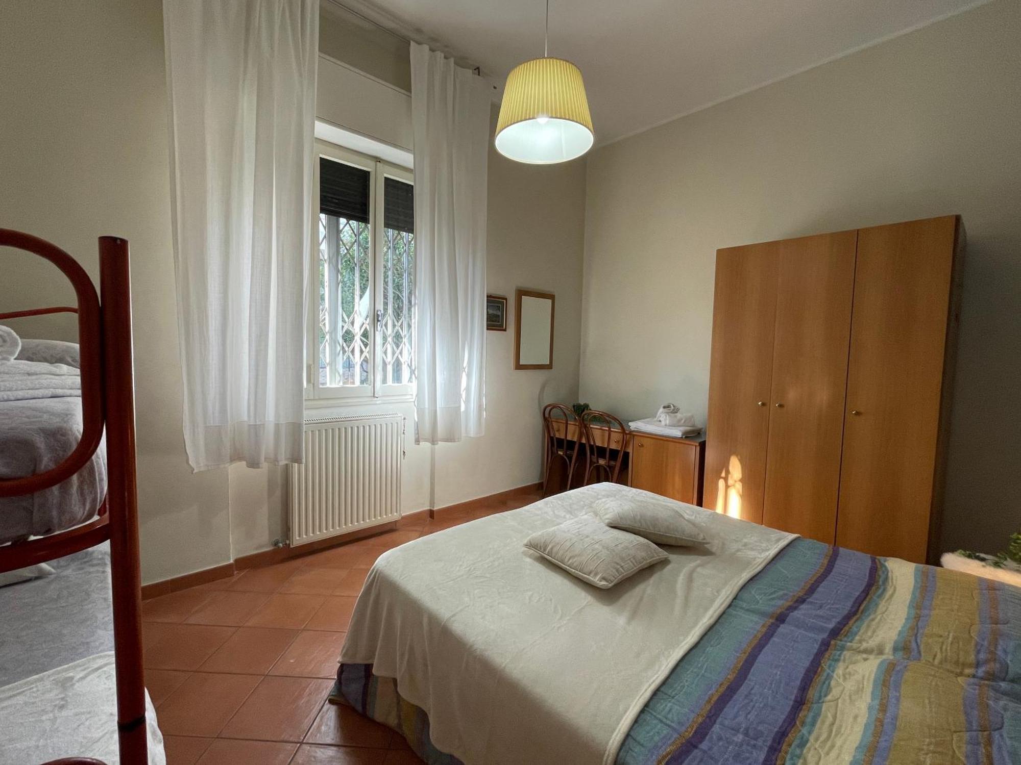 50 Metri Dal Mare - Free Parking E A/C Apartment ปิเอตราลิกูเร ห้อง รูปภาพ